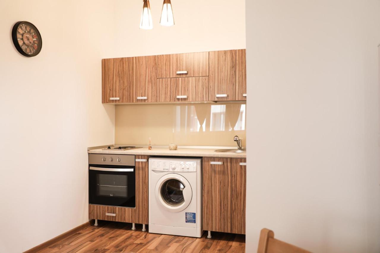 Ultracentral Apartament With Balcony - Old Town Bükreş Dış mekan fotoğraf